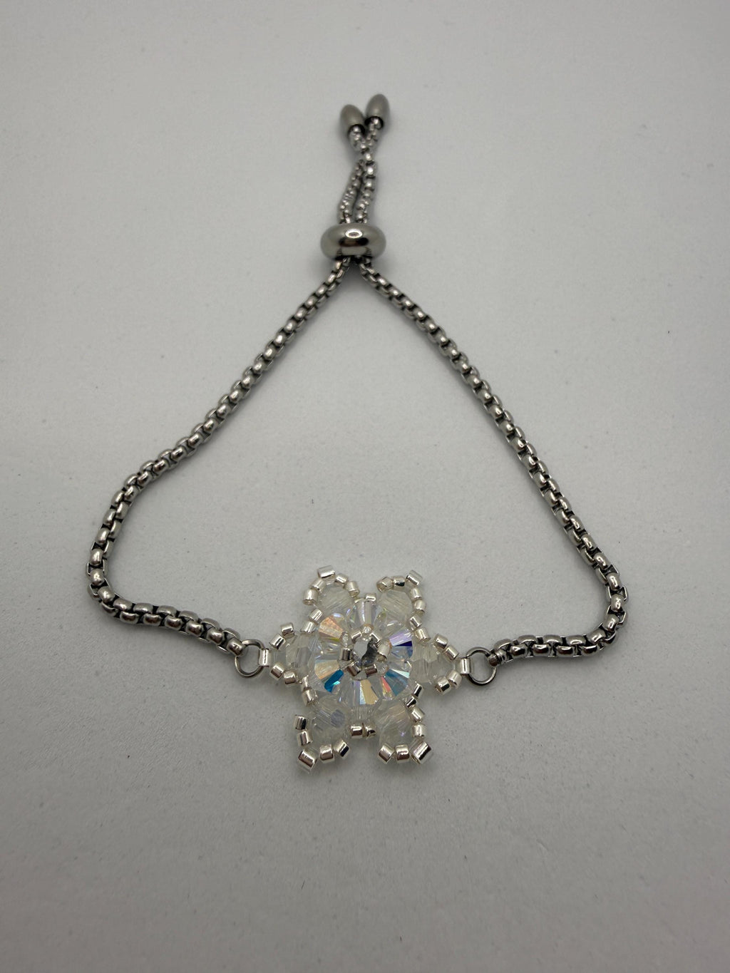 Hand-sewed Genuine Austriac Crystal Star Bracelet