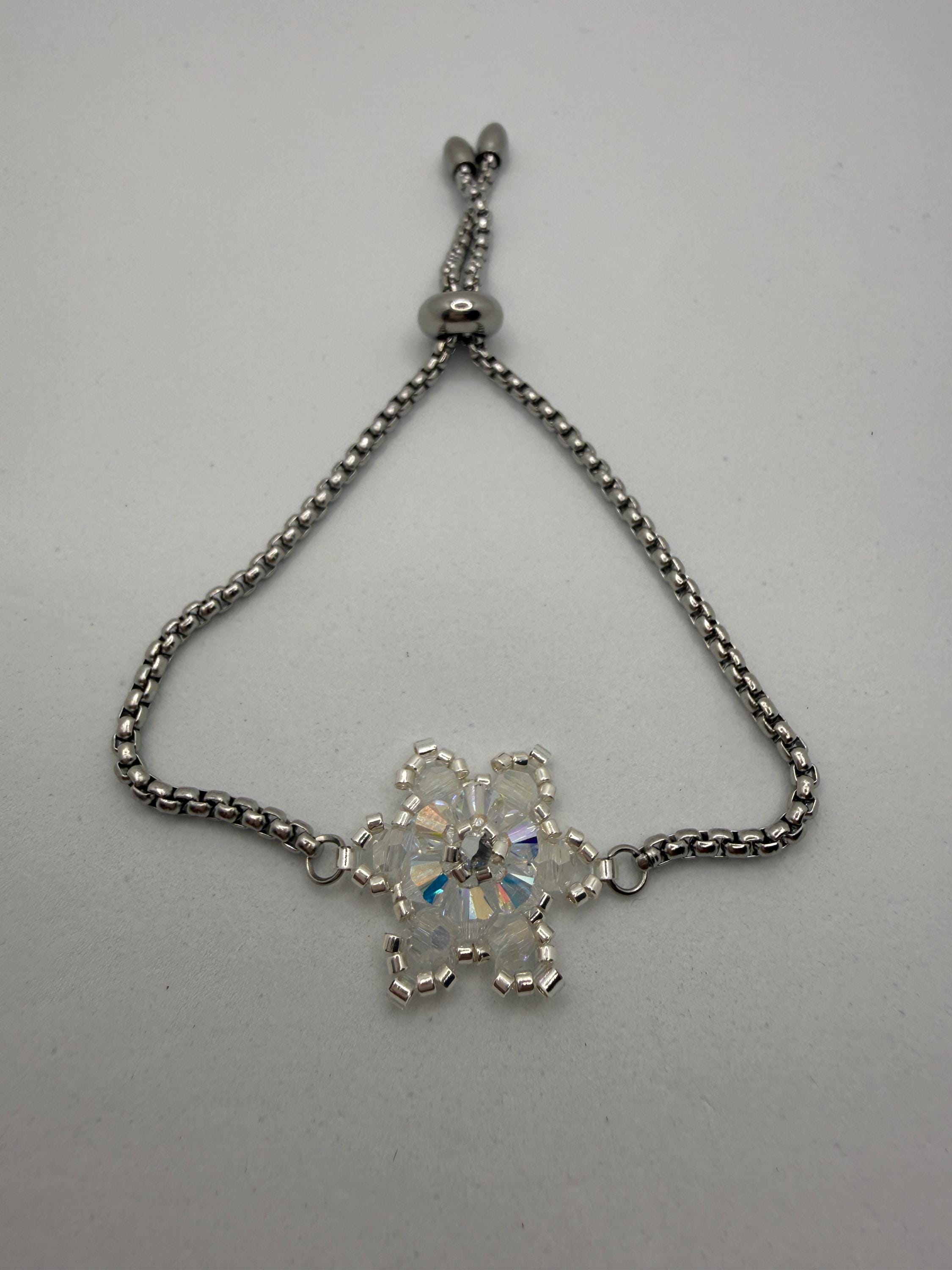 Hand-sewed Genuine Austriac Crystal Star Bracelet